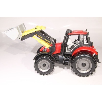 Model Traktor s radlicí - červený - 1:27