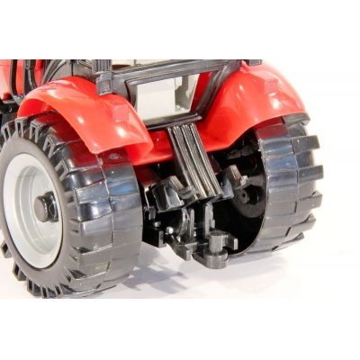 Model Traktor s postřikovačem - 1:27