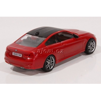 BMW M4 model auta Mondo Motors 1:43