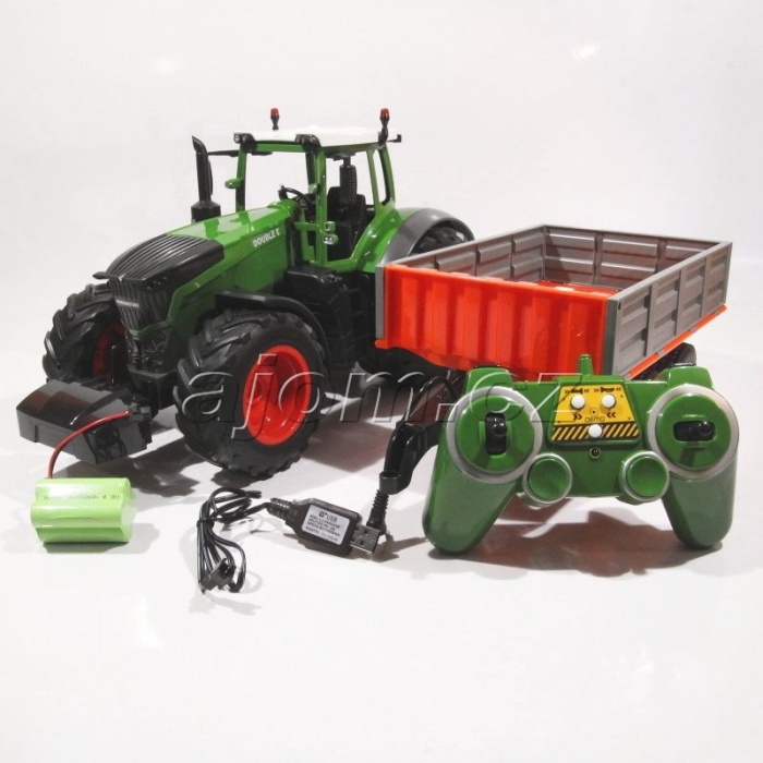 Traktor s vlečkou na dálkové ovládání 2,4 GHz Traktor s vlečkou na dálkové ovládání 2,4 GHz