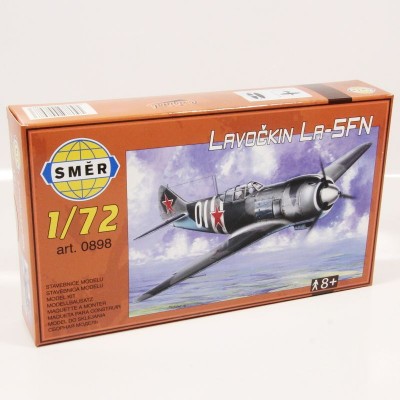 Směr plastikový model letadla ke slepení Lavočkin La-5FN 1:72