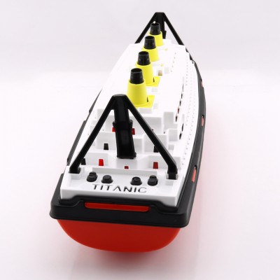 Loď Titanic 42cm plastová