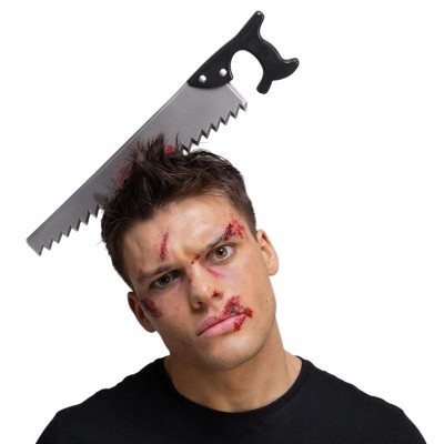 Čelenka pila v hlavě Halloween