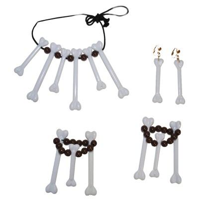 Sada pravěk šperky kosti