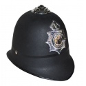 Přilba - londýnská policie