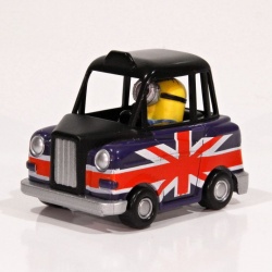 Mimoň Stuart v autě Britain 1:43