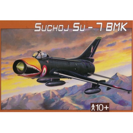 Suchoj SU-7 BMK 1:48 Směr plastikový model letadla ke slepení Suchoj SU-7 BMK 1:48 Směr plastikový model letadla ke slepení