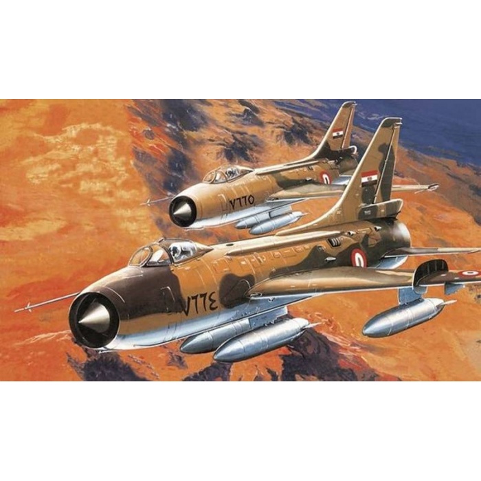Suchoj Su-7BMK 1:72 Směr plastikový model letadla ke slepení Suchoj Su-7BMK 1:72 Směr plastikový model letadla ke slepení