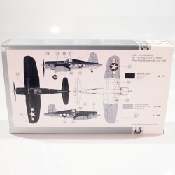 Chance Vought F4U-1 Corsair 1:72 Směr plastikový model letadla ke slepení
